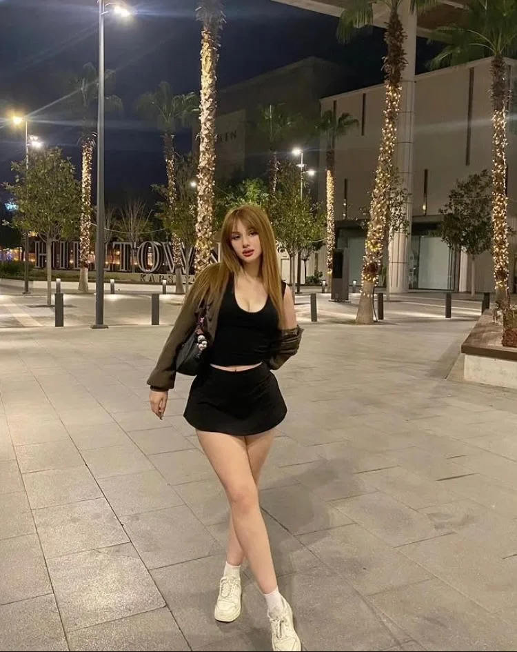 Özlem - Silivri Escort