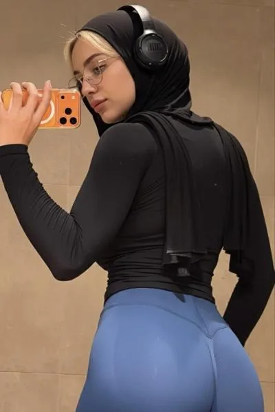 Hande - Silivri Escort