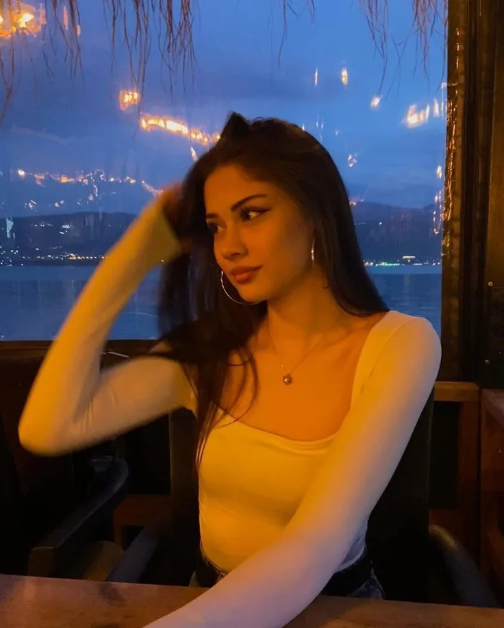 Selen - Silivri Escort