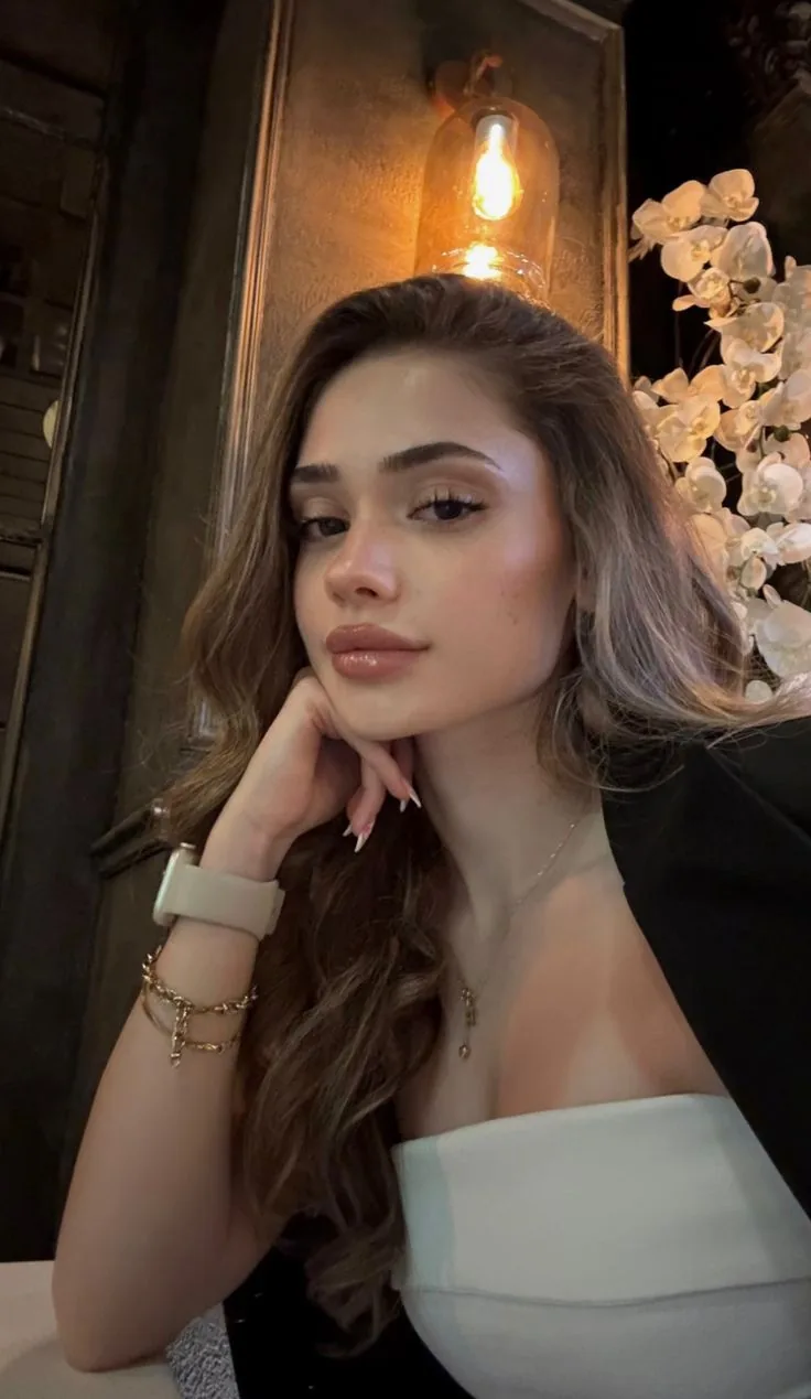 Selen - Silivri Escort